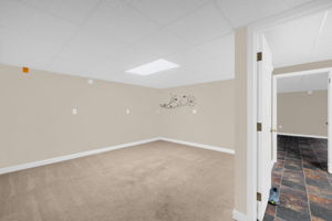 1175 Whispering Pines Dr-44