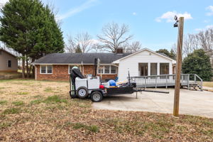 1175 Whispering Pines Dr-52