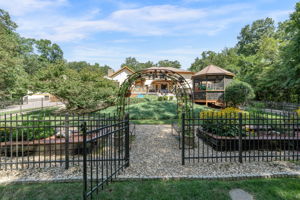 11751 Hickory Dr, Bentonville, AR 72712, USA Photo 31