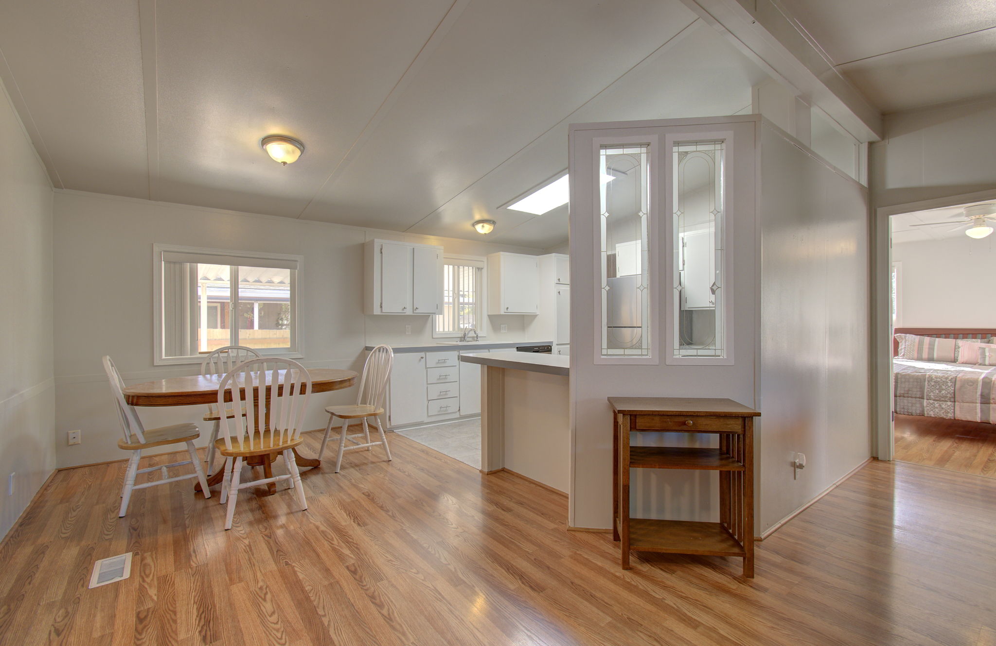 02 Dining area