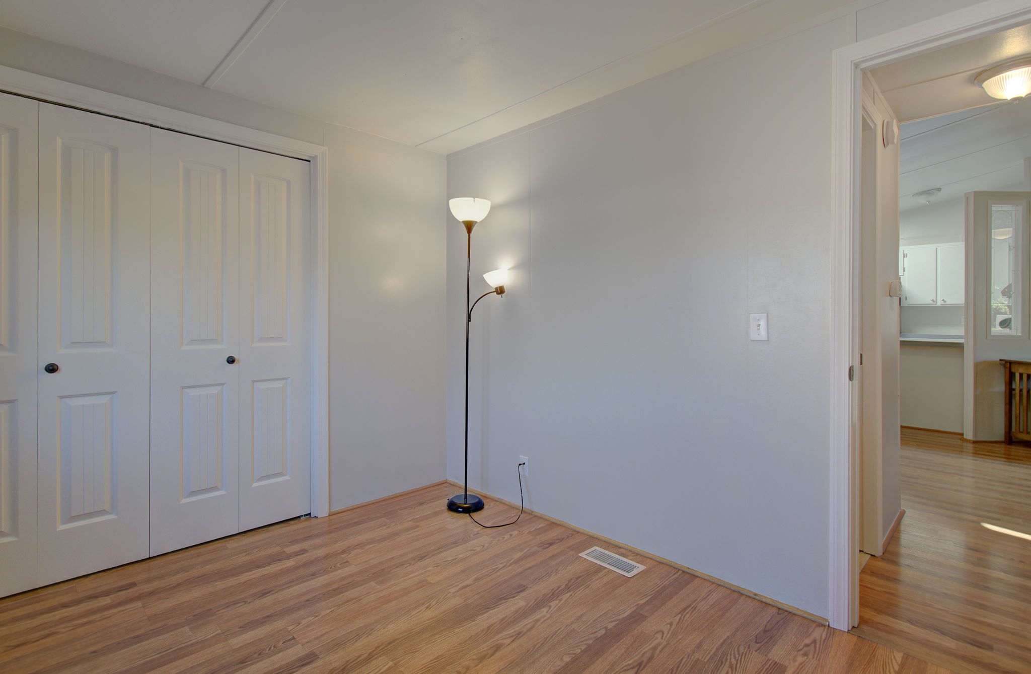 03 2nd bedroom2