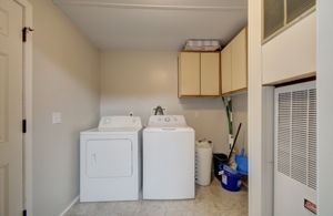 02 laundry room