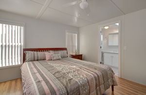 02 primary bedroom2