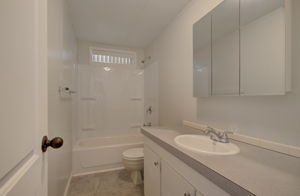 03 bathroom