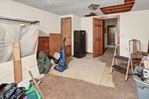  Photo 31