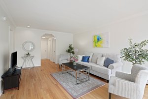 11767 Sunset Blvd 106-7.jpg