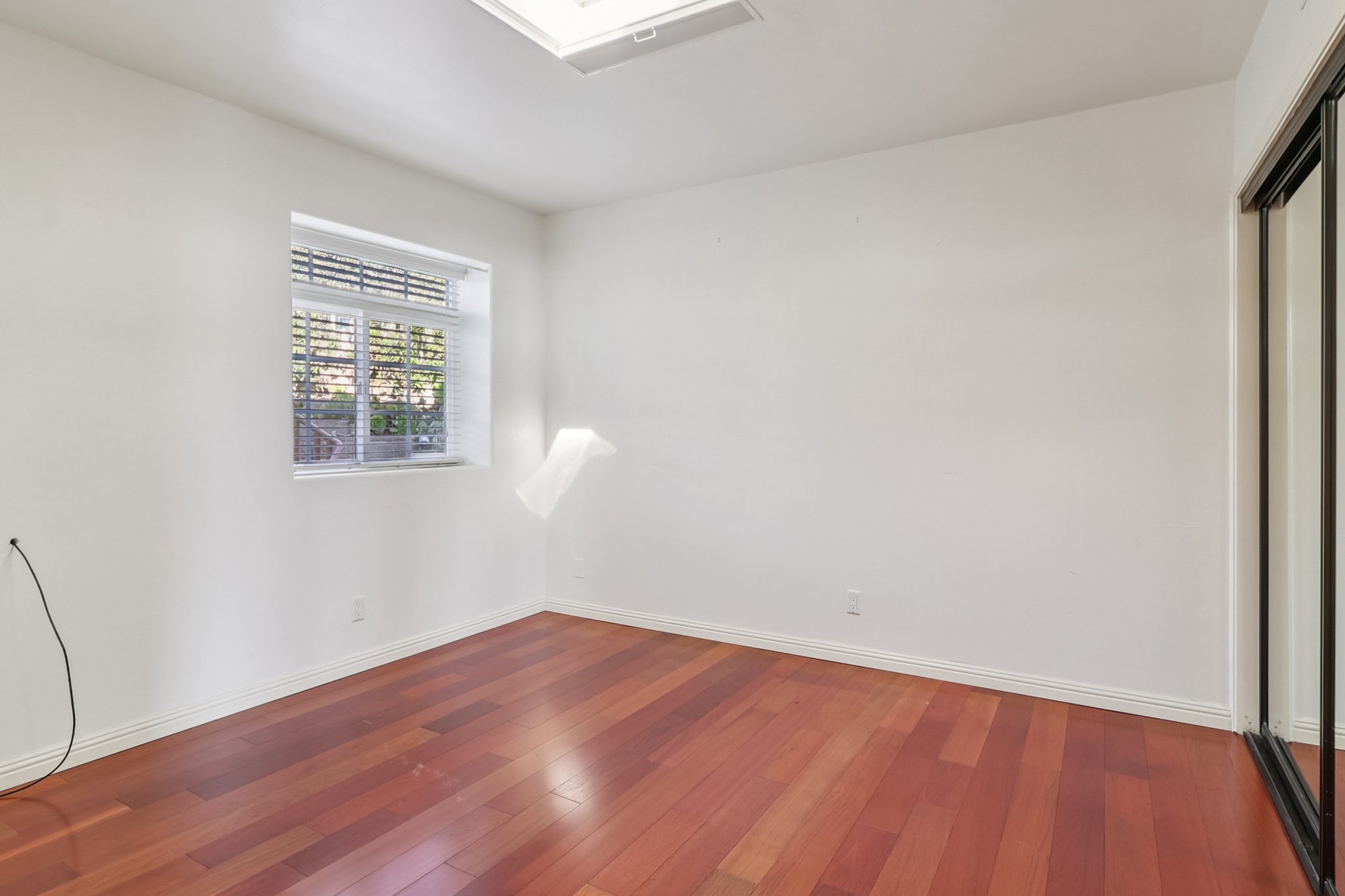 Avenida Amantea-S3010-021.jpg