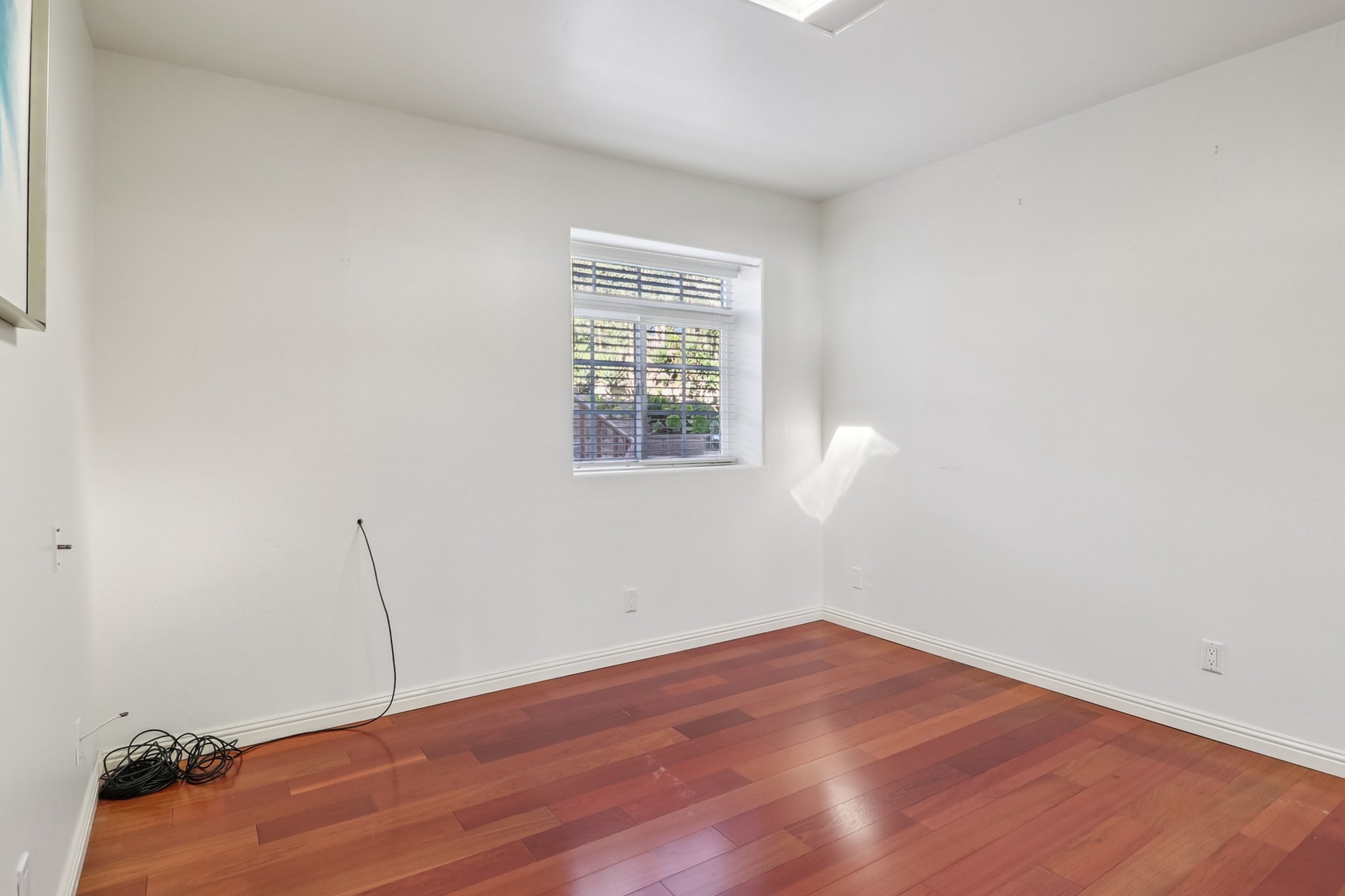 Avenida Amantea-S3010-022.jpg