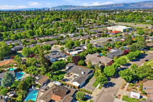 009_F8_AERIAL_1177 Ruth Dr