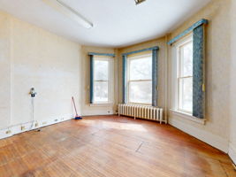  Photo 49