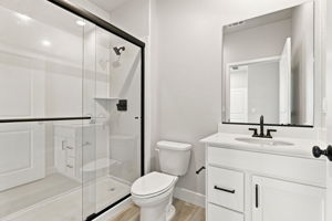  Photo 40
