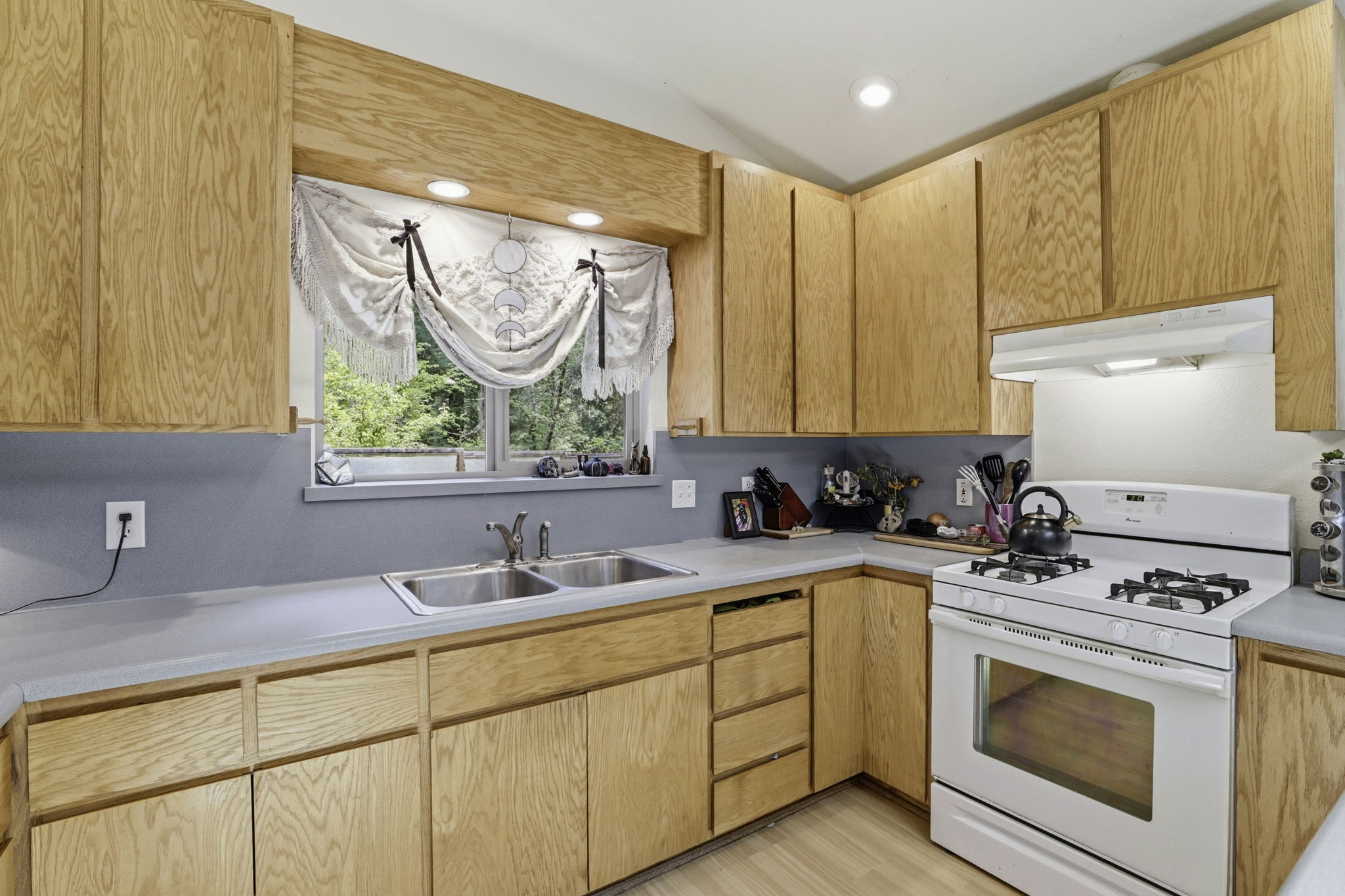 020_F8_11785 E Zayante Rd