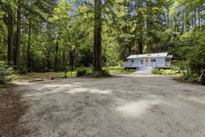 053_F8_11785 E Zayante Rd