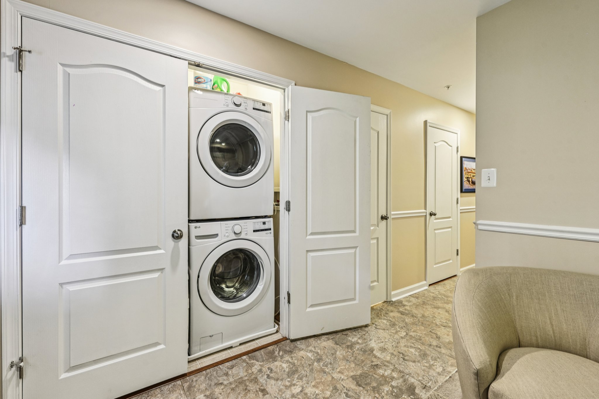 Sunningdale Pl-S1609-024.jpg