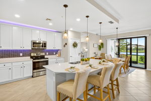 Breakfast Bar 2 of 3