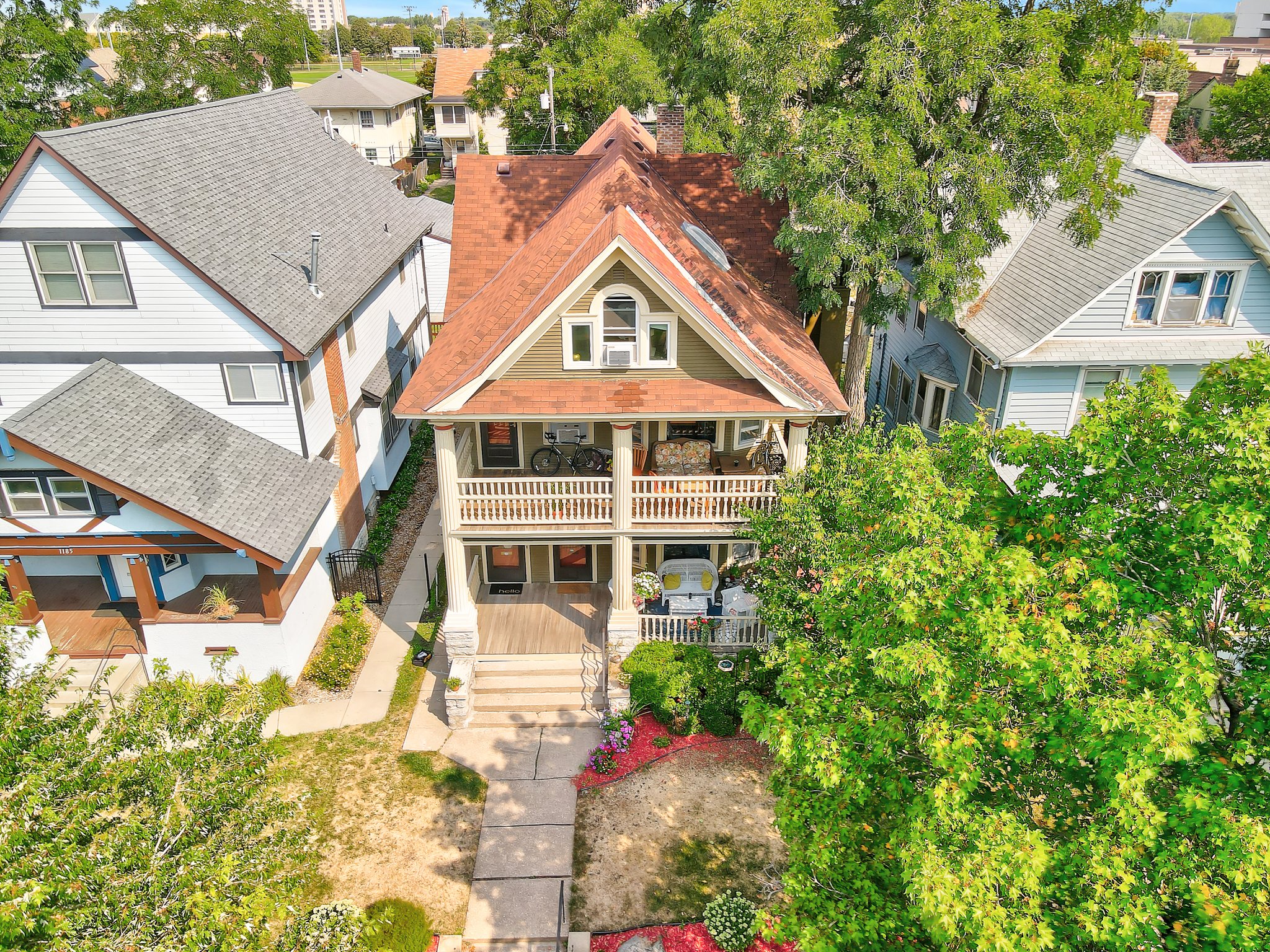 1179 Dayton Ave, St Paul, MN 55104, USA Photo 2