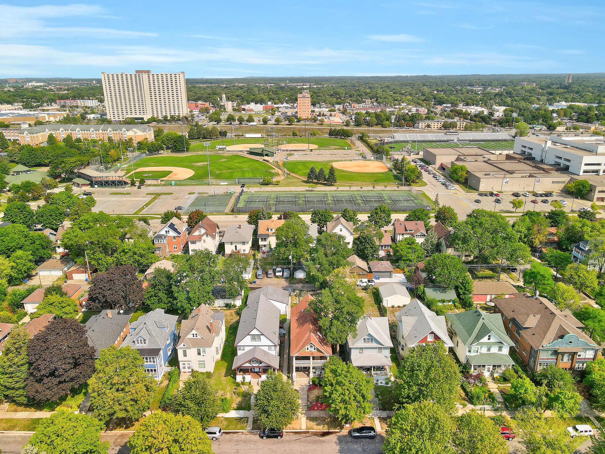 1179 Dayton Ave, St Paul, MN 55104, USA Photo 11
