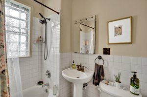 1179 Dayton Ave, St Paul, MN 55104, USA Photo 36