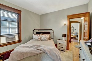 1179 Dayton Ave, St Paul, MN 55104, USA Photo 34