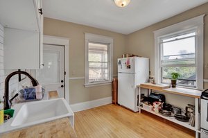 1179 Dayton Ave, St Paul, MN 55104, USA Photo 51