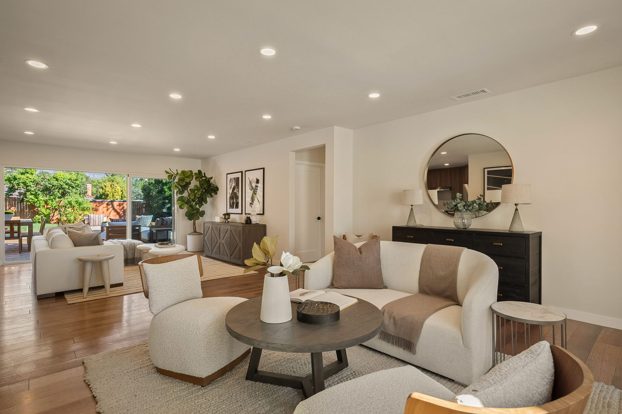 1179 Kipling Avenue-16