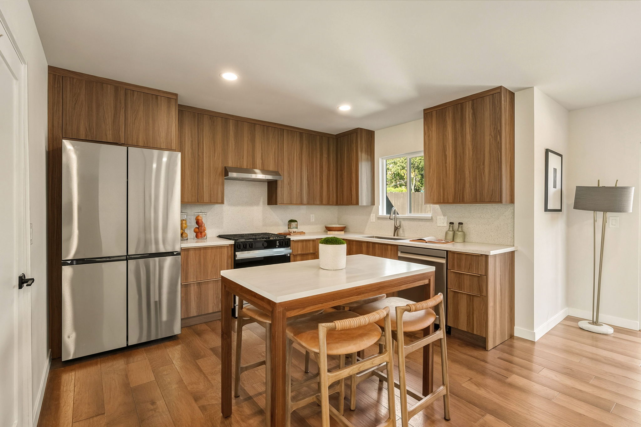 1179 Kipling Avenue-25