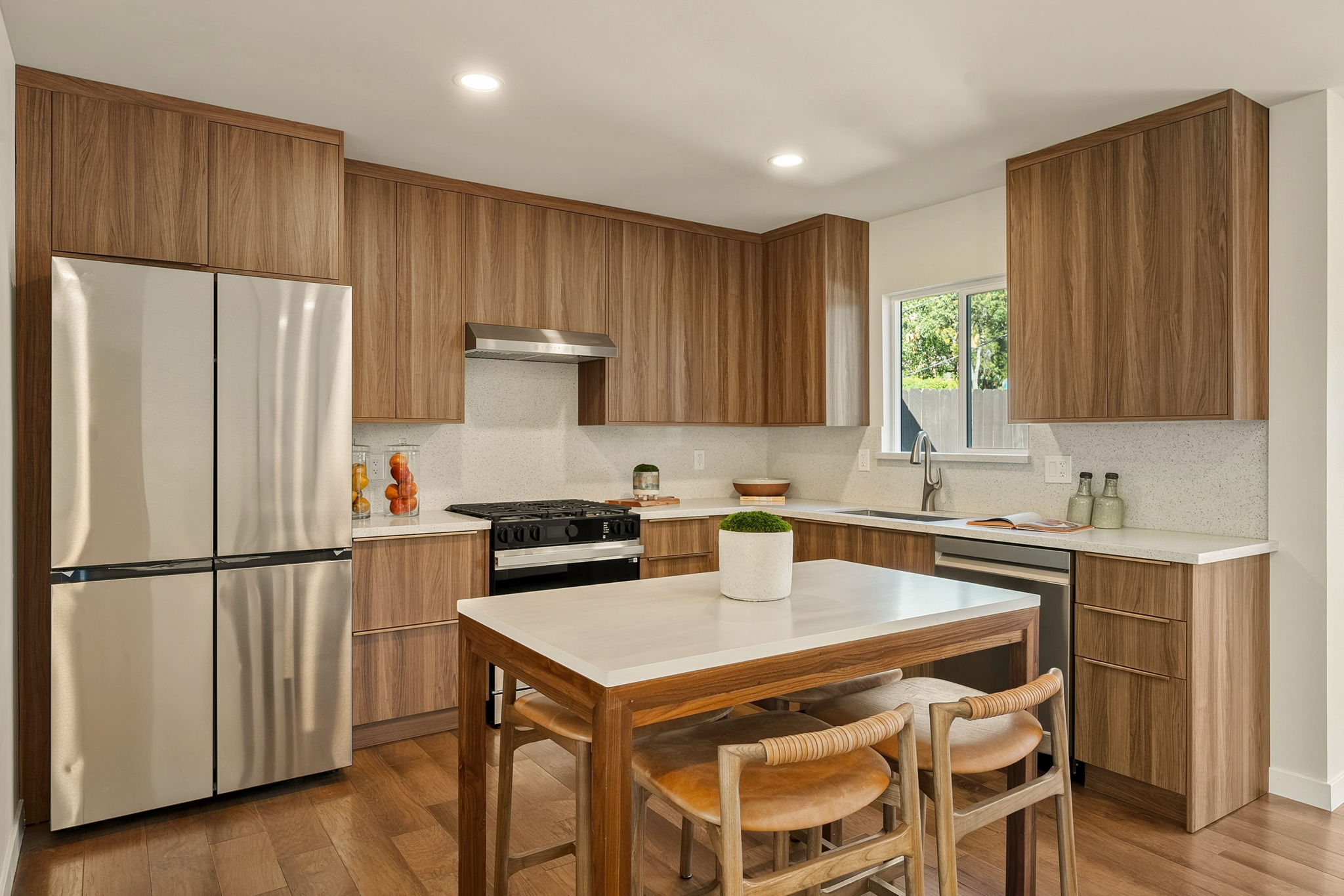 1179 Kipling Avenue-26