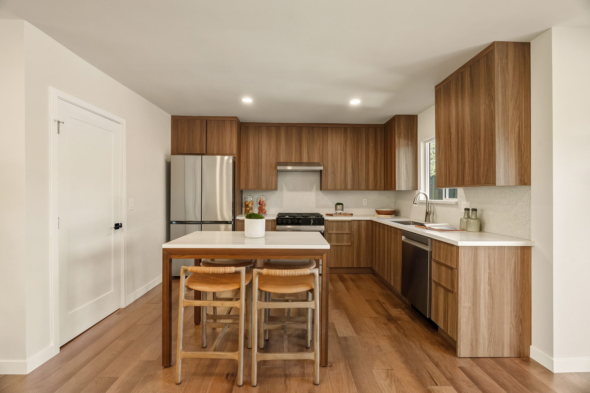 1179 Kipling Avenue-27