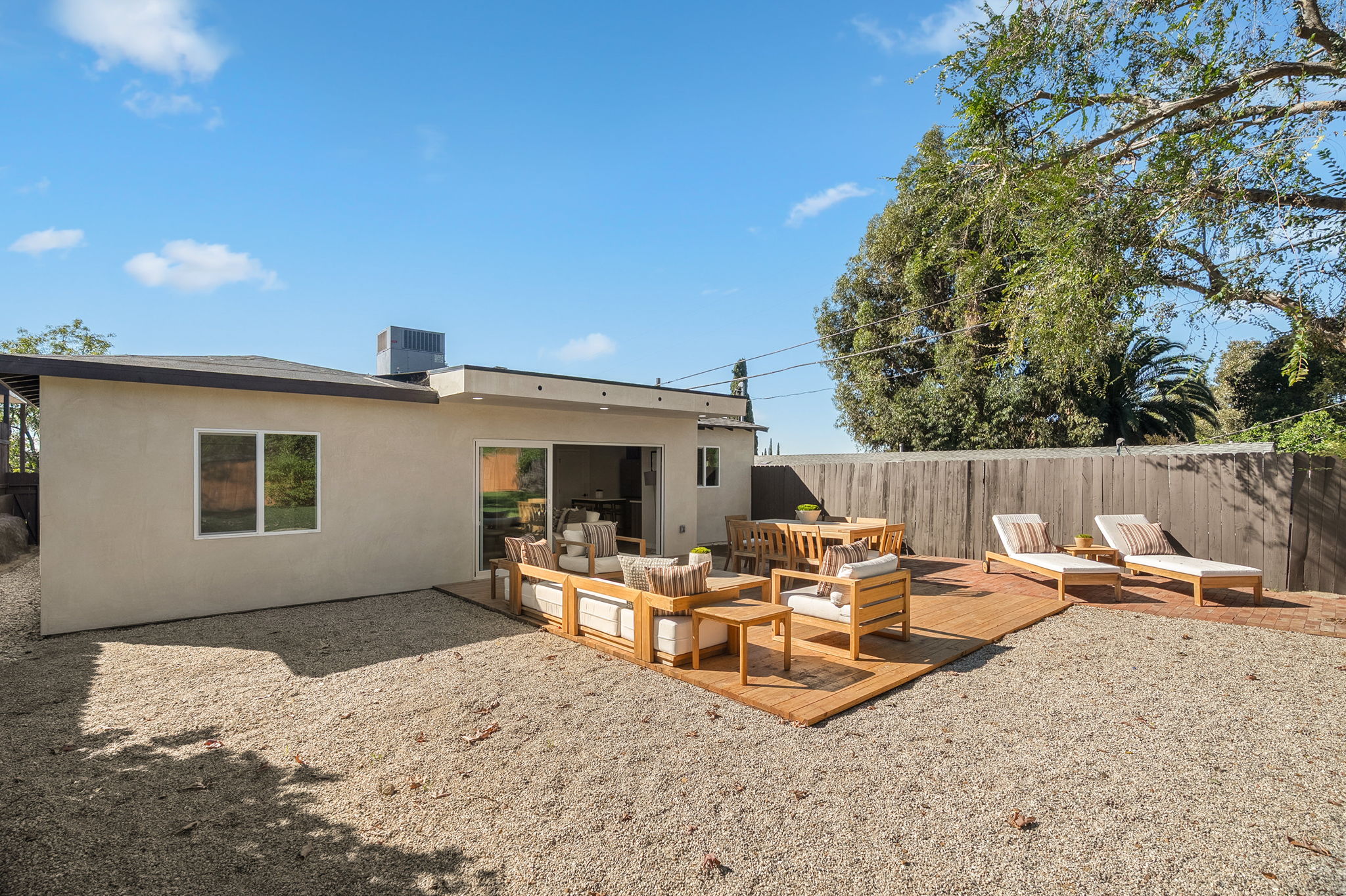 1179 Kipling Avenue-55