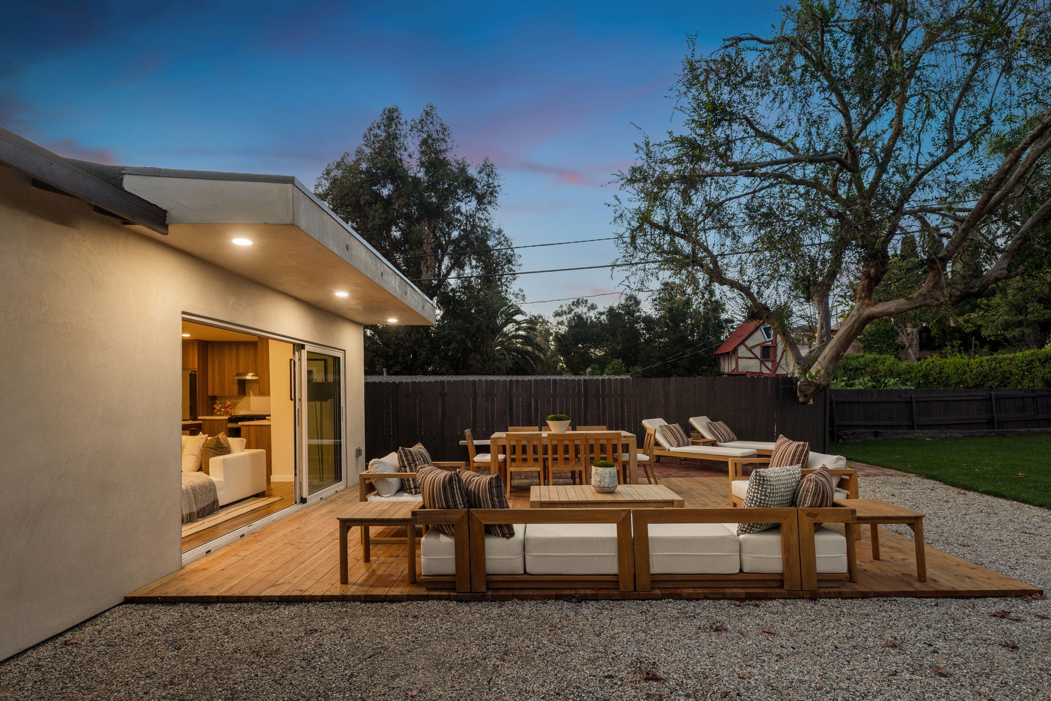 1179 Kipling Avenue-75