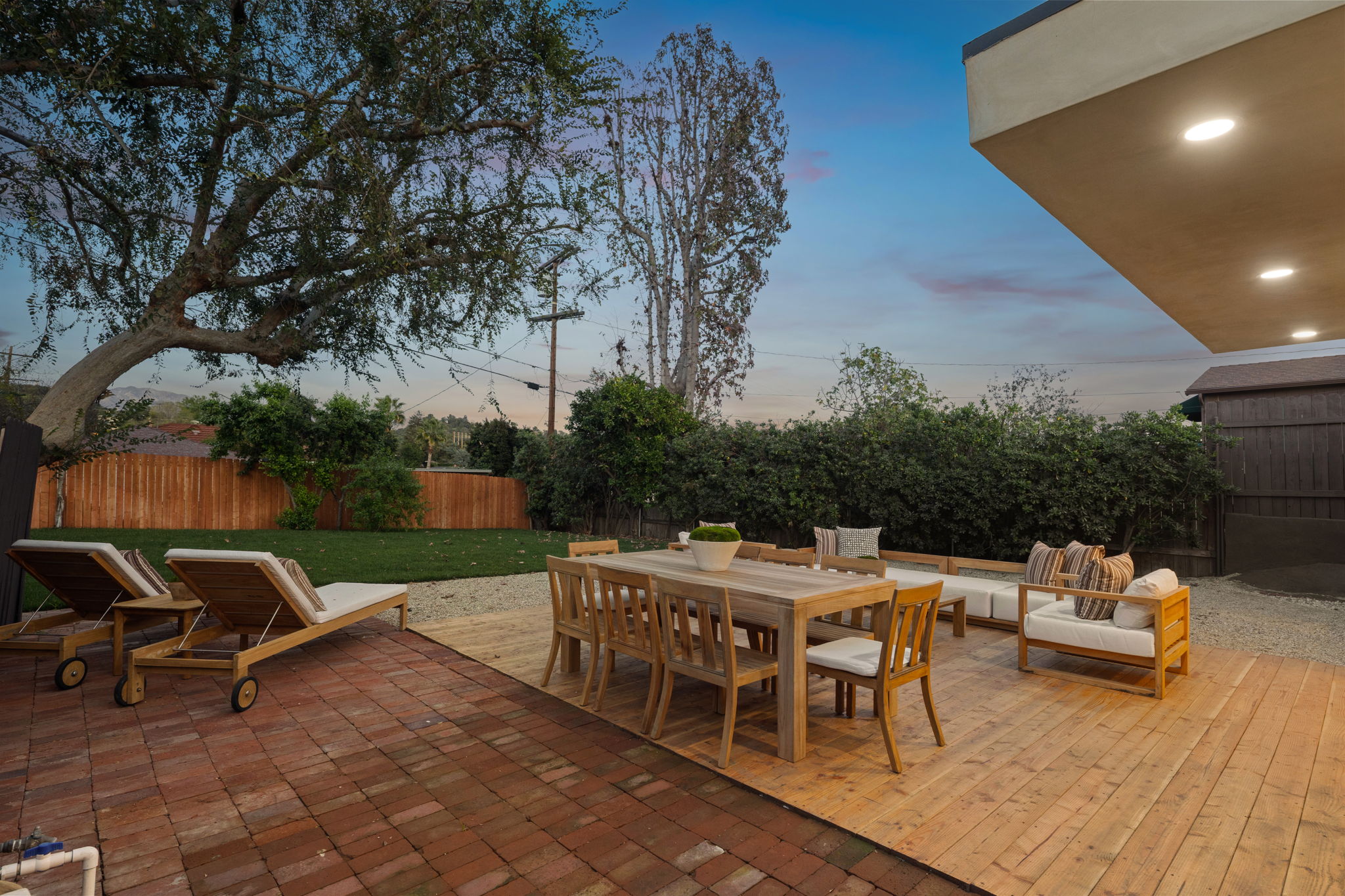 1179 Kipling Avenue-79