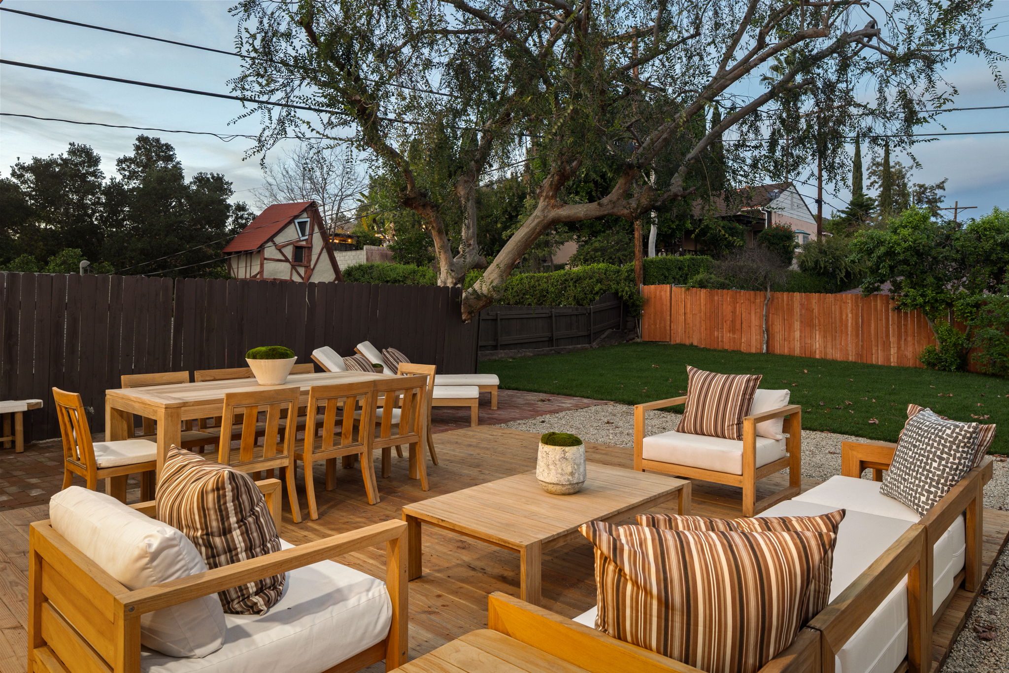 1179 Kipling Avenue-82