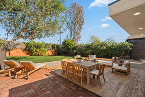 1179 Kipling Avenue-65