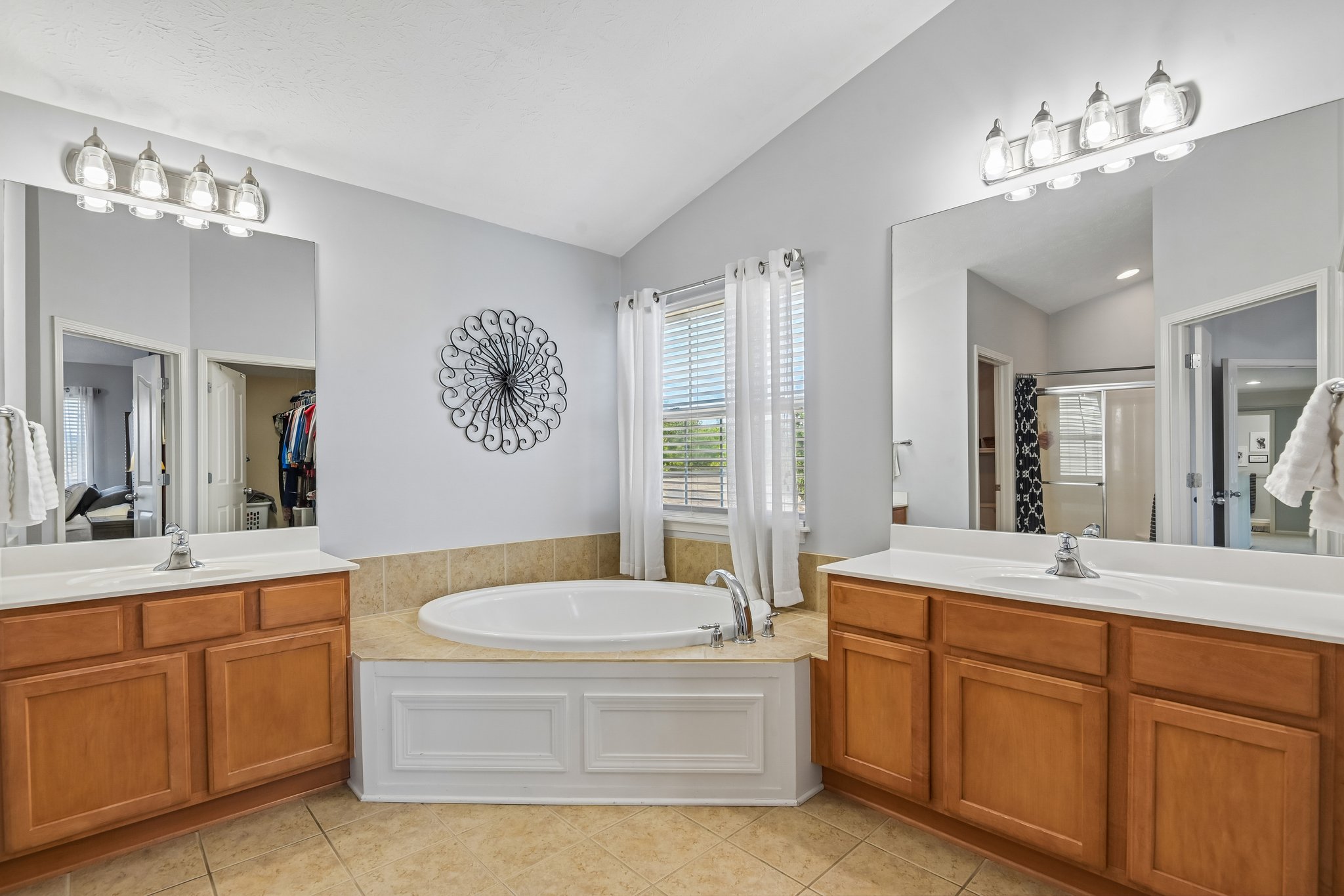 Kittery Dr-S1306-036.jpg