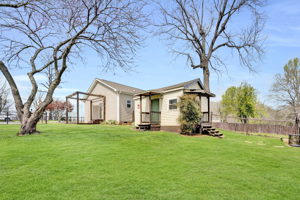  Photo 47