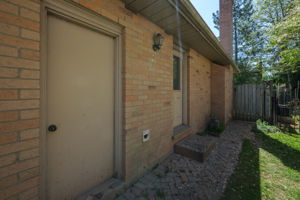  Photo 37
