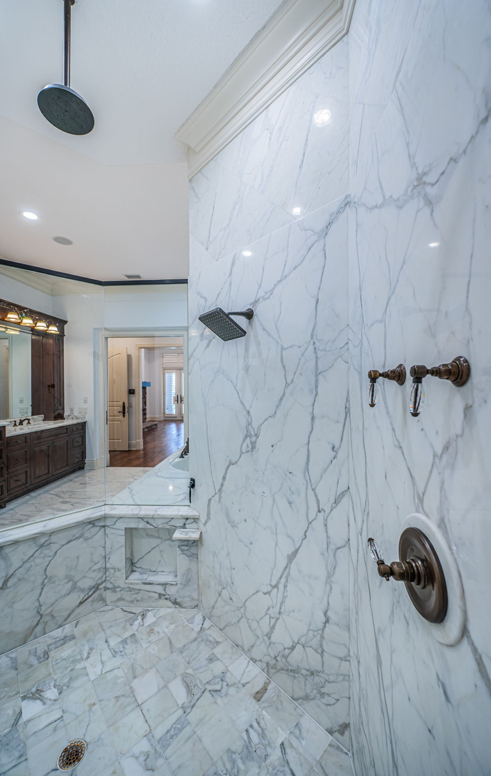 First Floor Primary Bathroom10f