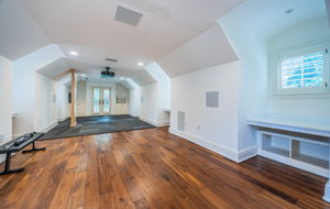 Upper Level Bonus Room11