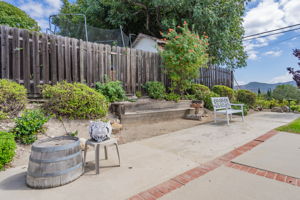  Photo 49