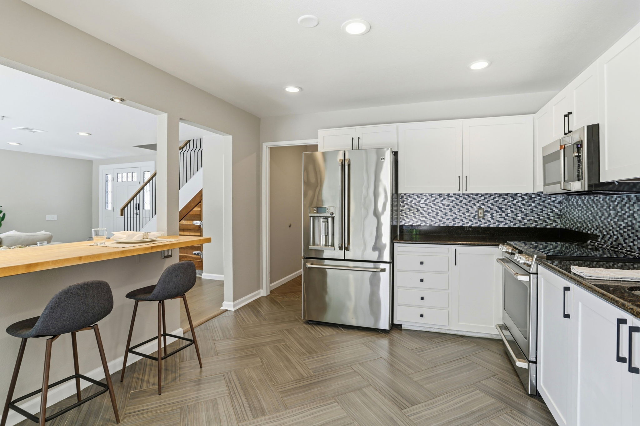 016_F8_118 Mayland Ct