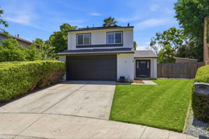 004_F8_118 Mayland Ct