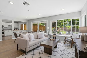 011_F8_118 Mayland Ct