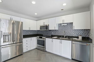 014_F8_118 Mayland Ct