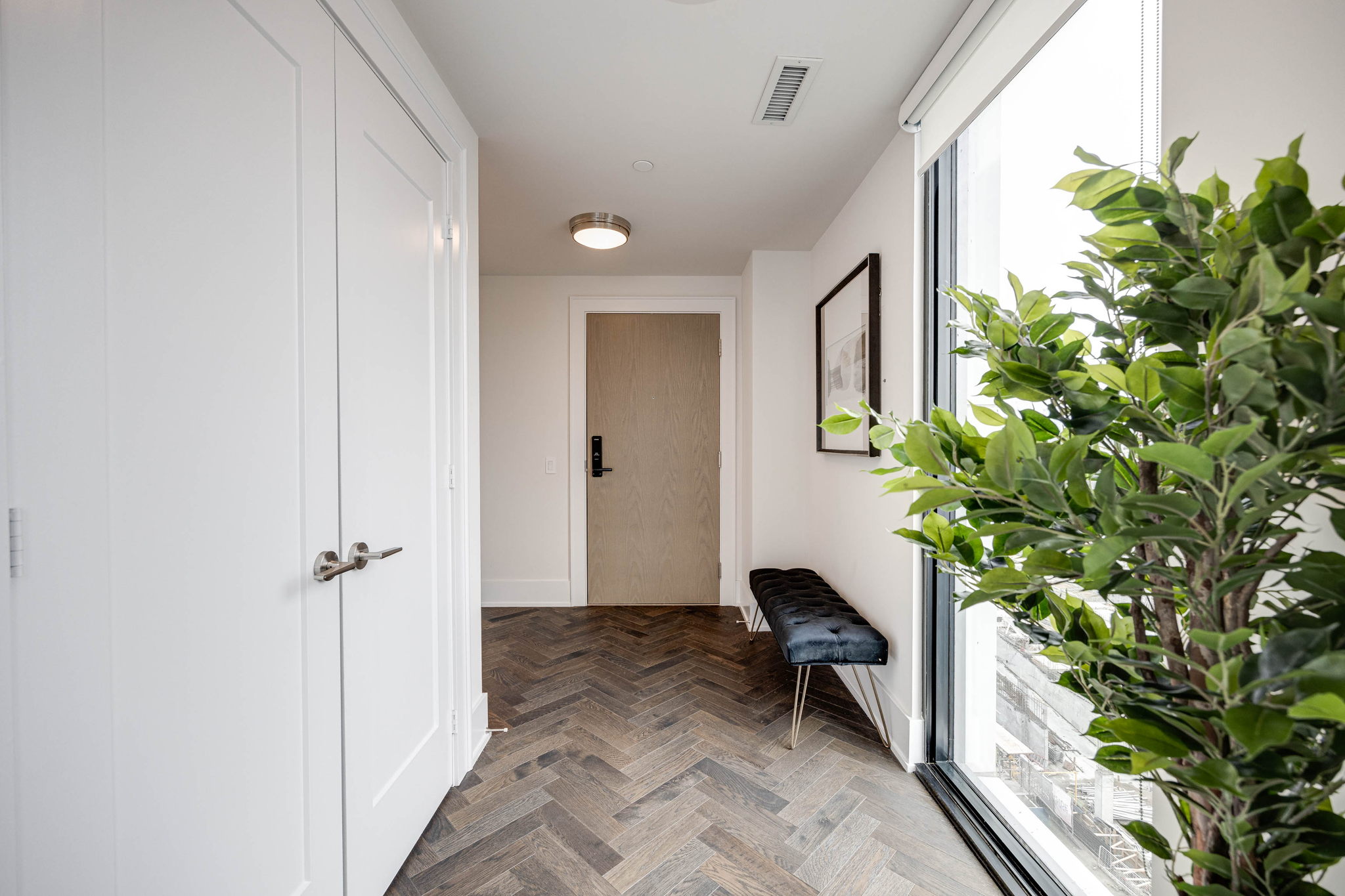 Toronto property showcase — delivered property photograph 39