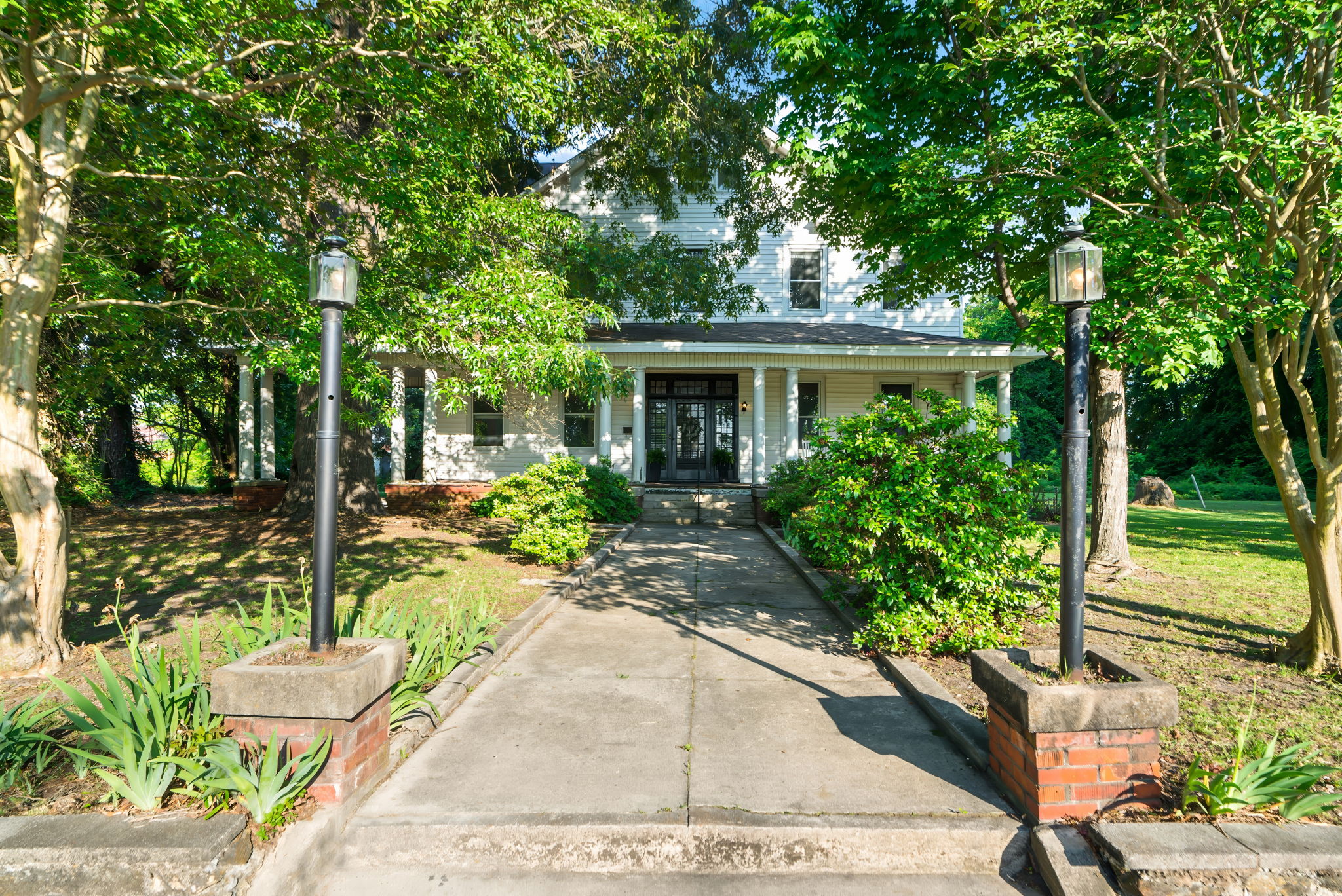 118 N 7th St-3