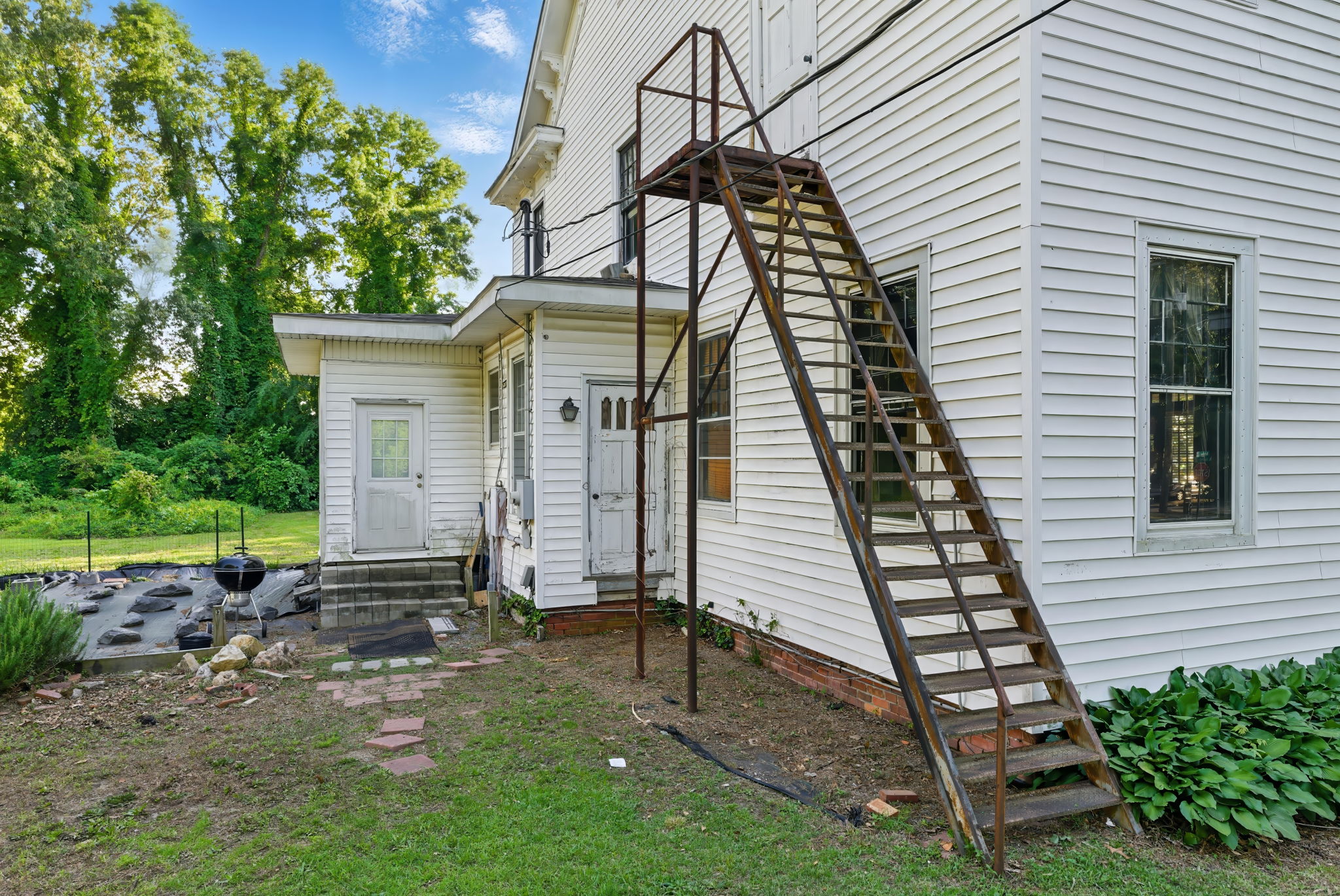 118 N 7th St-94