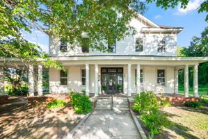 118 N 7th St-4
