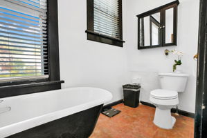 118 N 7th St-52