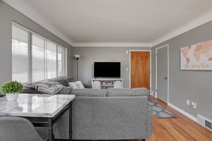 118/120 N Center St, Royal Oak, MI 48067, US Photo 6