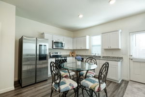 Kitchen/Eating Area